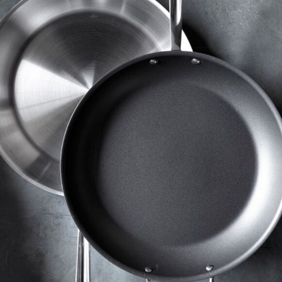 All-Clad D5 Stainless Steel 8" Fry Pan - Picture 11 of 15